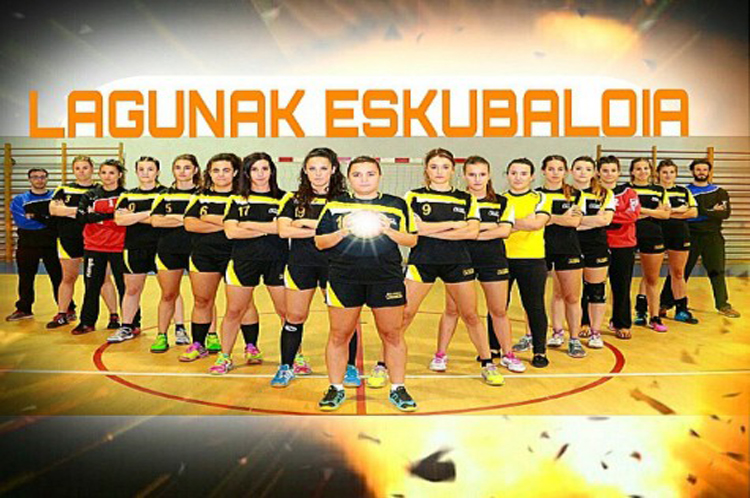 Victoria del equipo de balonmano de Lagunak de División de Honor Plata Femenina ante el Garlan Vitoria por 27-22